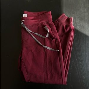 Petite Zamora joggers in maroon